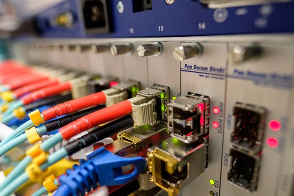 instalador de fibra óptica